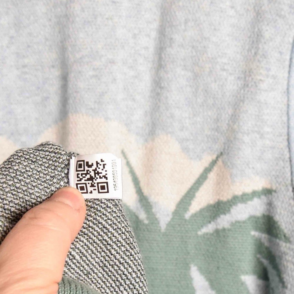 Bonobos instarsia sweater with poolside scene, size men's XL - Picture 6 of 7